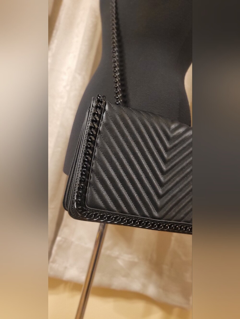 Euc Purse - Picture 12 of 13